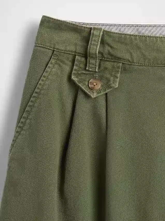 6" Mid Rise Twill Pleated Trouser Shorts