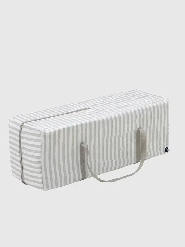 Babygap Deluxe Play Yard