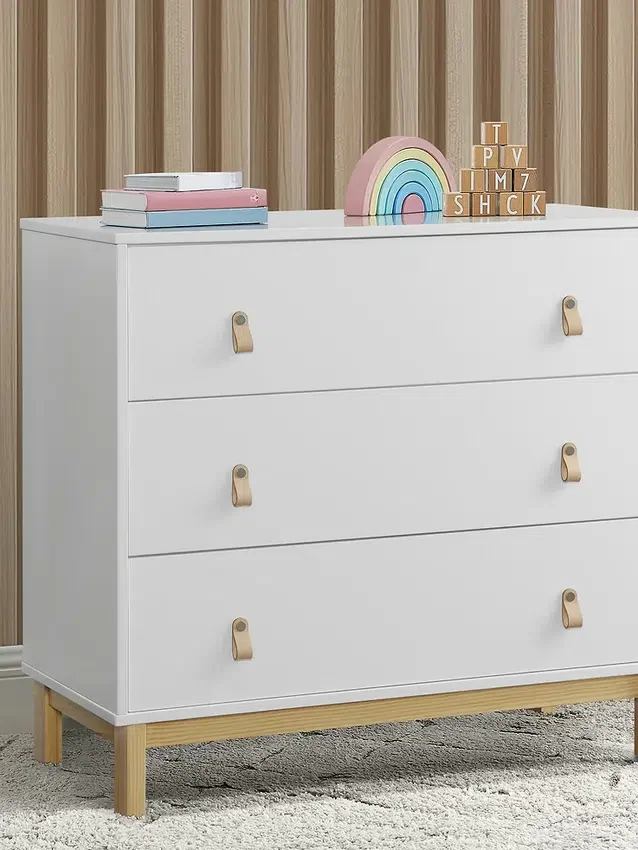 Babygap Legacy 3 Drawer Dresser with Leather Pulls and Interlocking Drawers