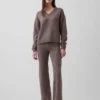 Cashsoft Oversized V-Neck Sweater