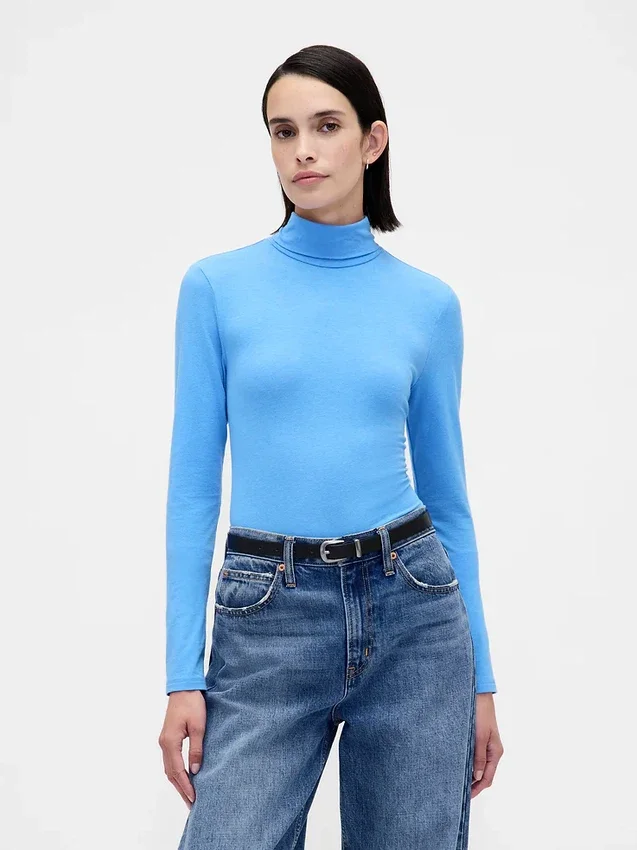 Featherweight Turtleneck