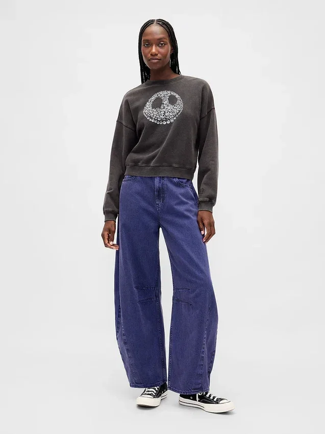 Gap × Disney Tim Burton's the Nightmare Before Christmas Heavyweight Skull Sweatshirt