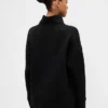 Gapfit Quilted Jacquard Knit Funnel-Neck Pullover