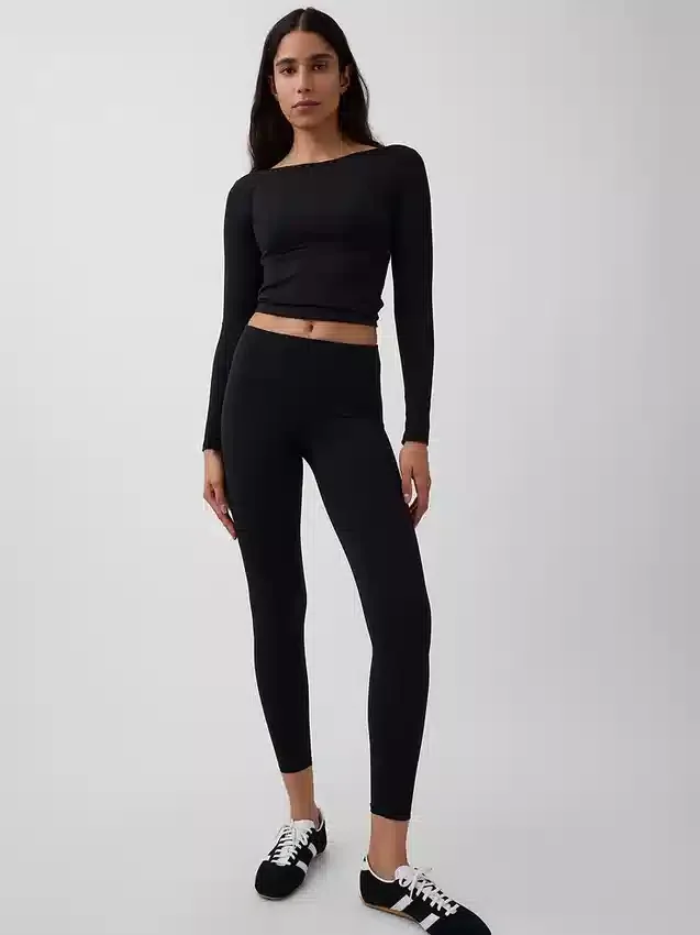 Gapfit Smooth Boatneck T-Shirt