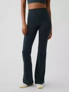 Gapfit Smooth High Rise Baby Boot Leggings