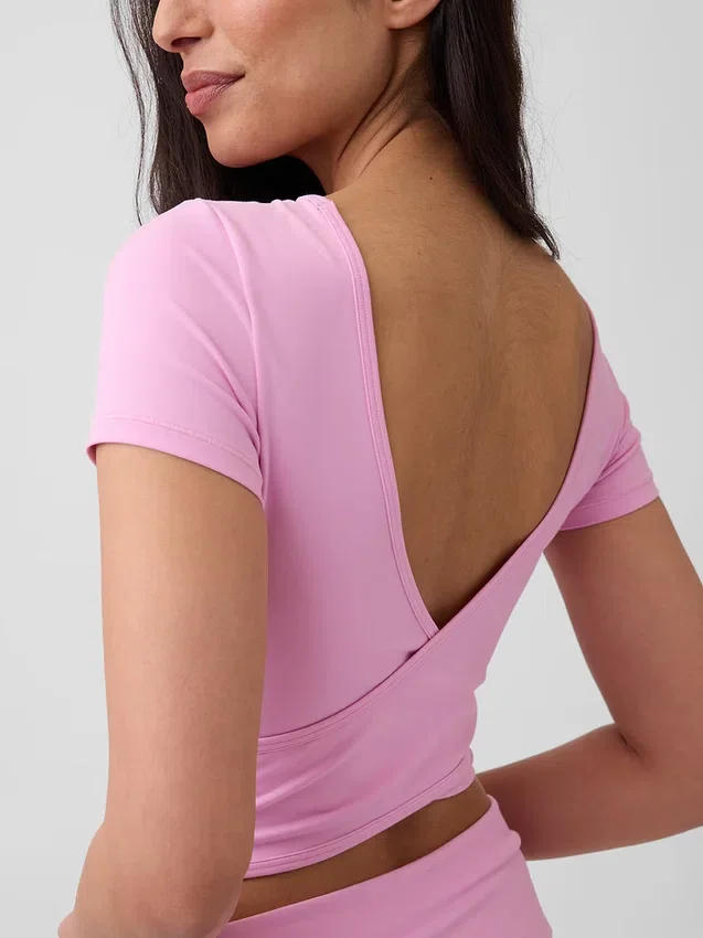 Gapfit Smooth Reversible Wrap Crop Top