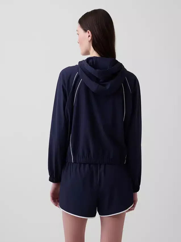 Gapfit Tech Windbreaker