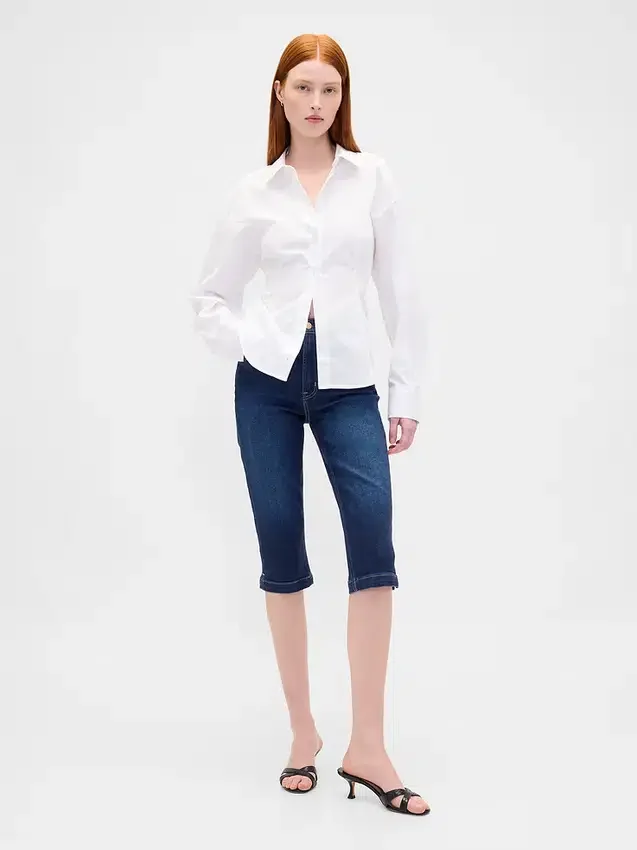 High Rise Cropped Capri Jeans