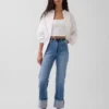 High Rise Cuffed '90S Slim Straight Jeans