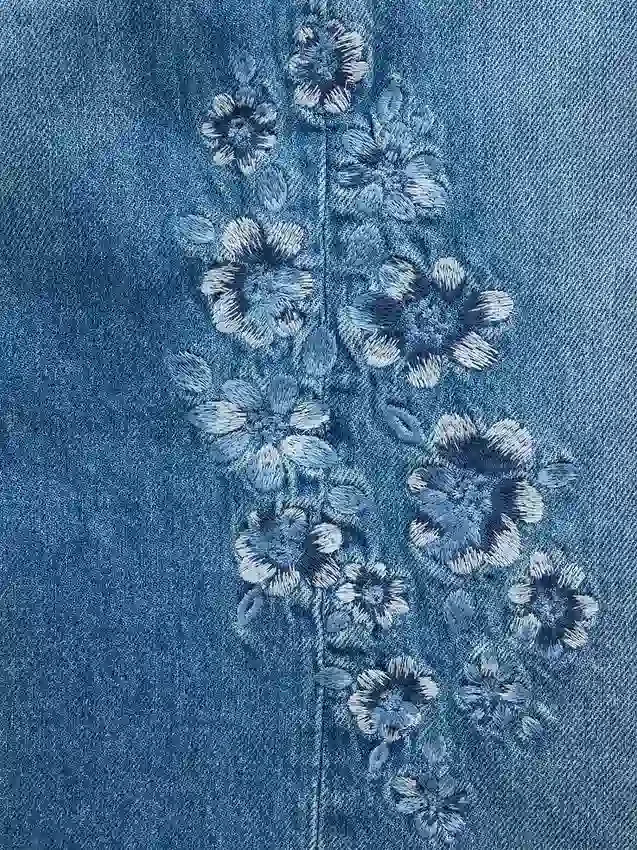 Kids Low Rise Stride Embroidered Floral Wide-Leg Jeans