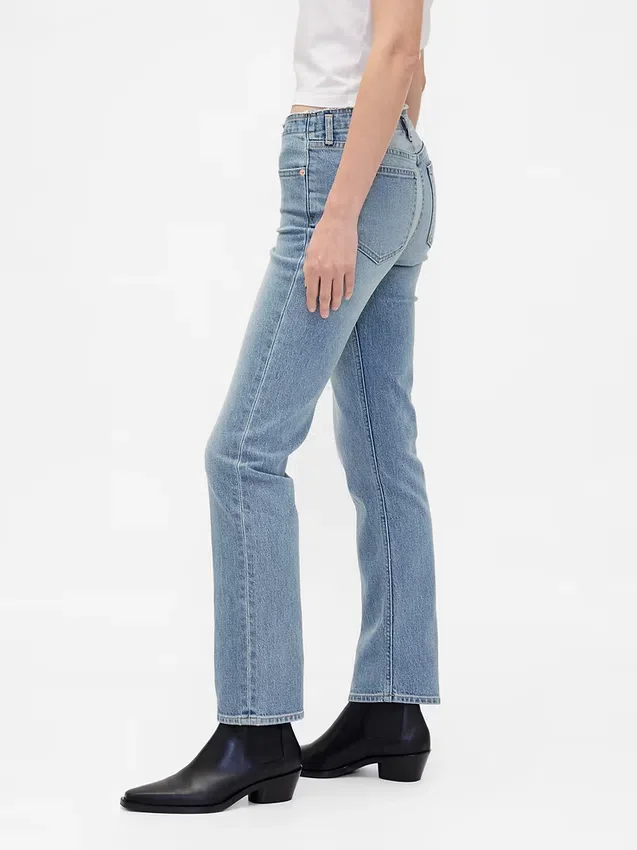 Low Rise '90S Slim Straight Jeans