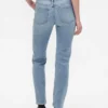 Low Rise '90S Slim Straight Jeans