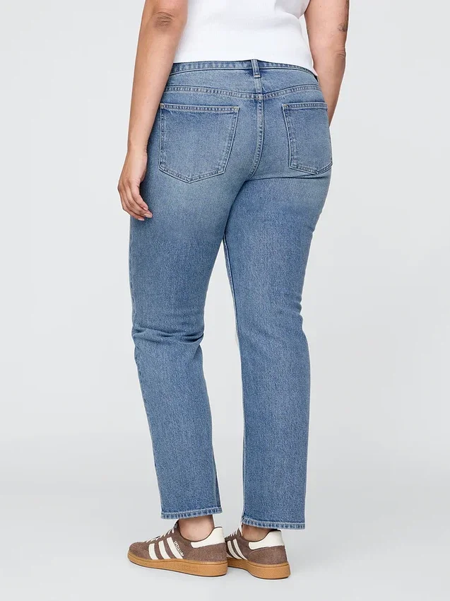 Low Rise '90S Slim Straight Jeans