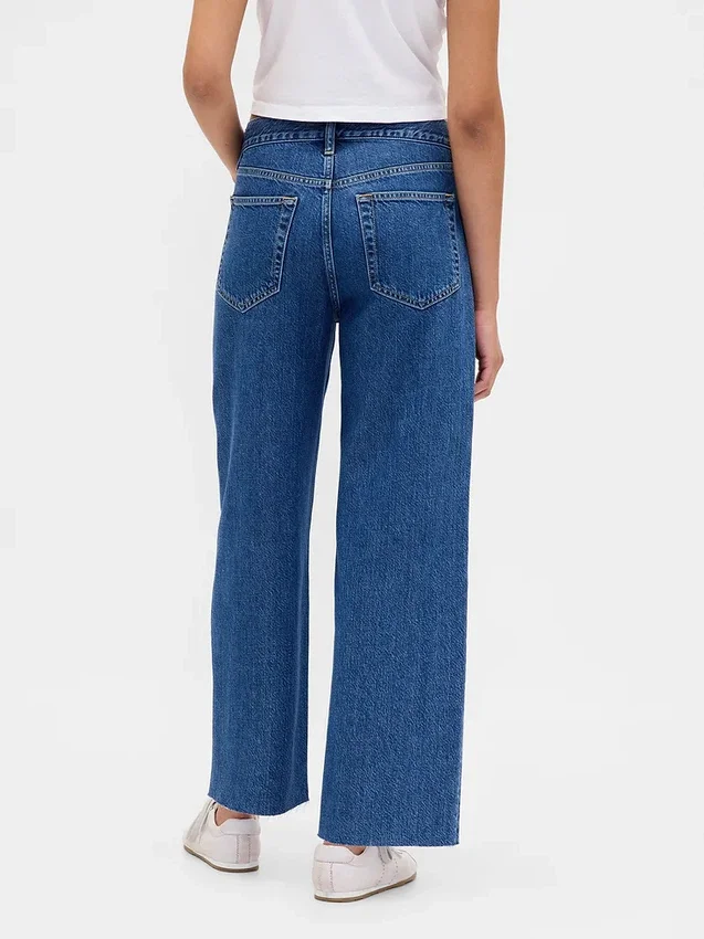 Low Slung Ultrasoft Relaxed Crop Jeans
