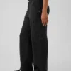 Mid Rise '90S Loose Cargo Jeans