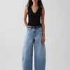 Mid Rise Baggy Taper Jeans