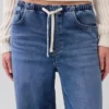 Mid Rise Knit Easy Baggy Jeans