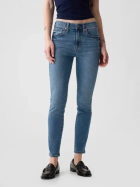 Mid Rise True Skinny Jeans