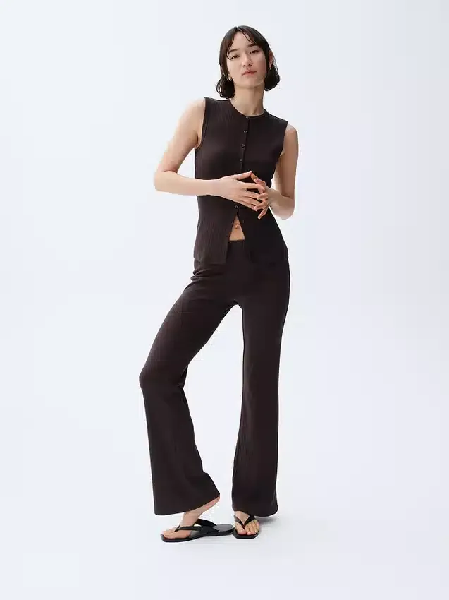 Modern Wide Rib Flare Pants