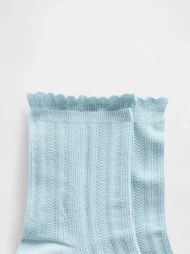 Pointelle Half Crew Socks