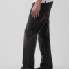 Relaxed Straight Jeans