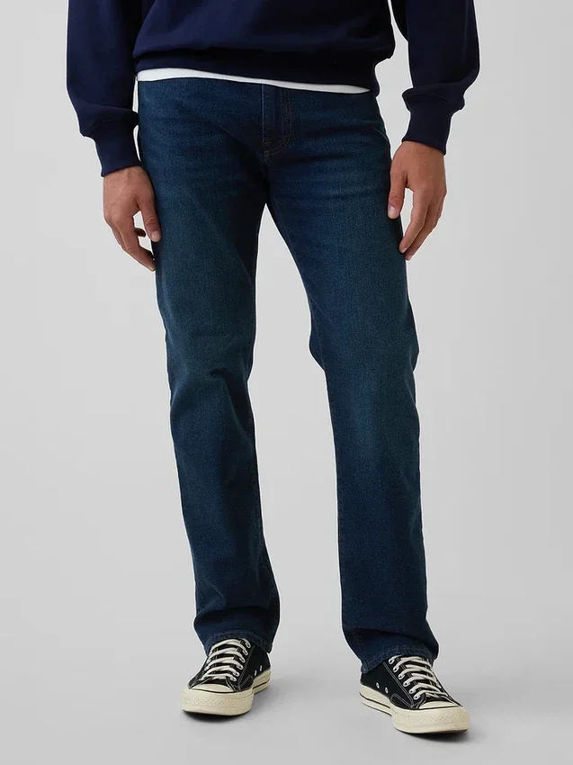 Straight Jeans