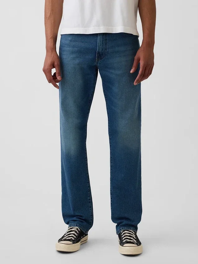Straight Jeans
