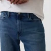 Straight Jeans